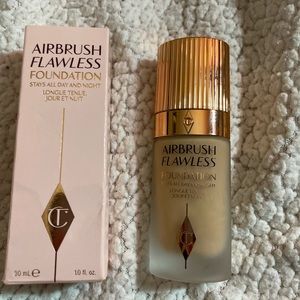 Charlotte Tilbury - Airbrush Flawless Longwear